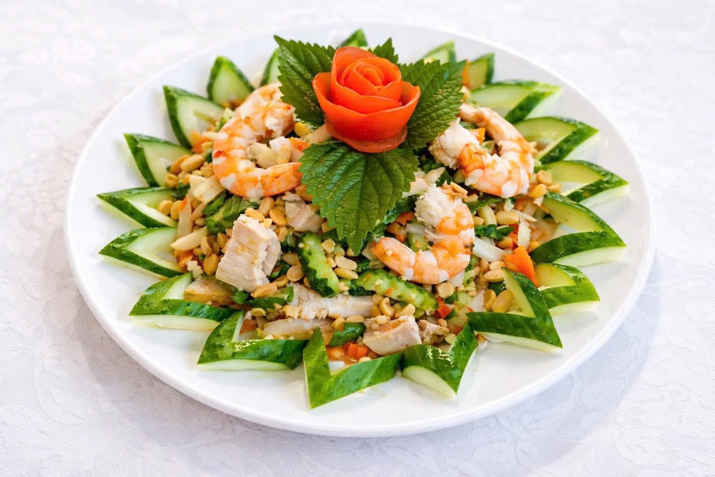 Nhà hàng hải sản TH-68 Phú Quốc - Hải sản tươi sống, không gian đẹp và Gala Dinner