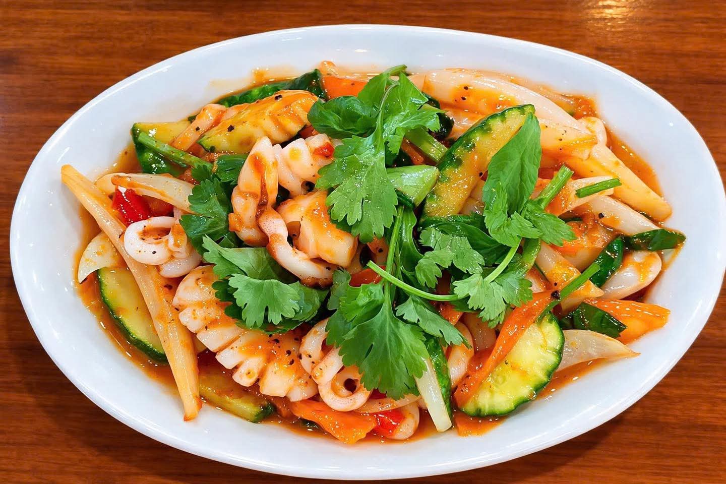 Nhà hàng hải sản TH-68 Phú Quốc - Hải sản tươi sống, không gian đẹp và Gala Dinner