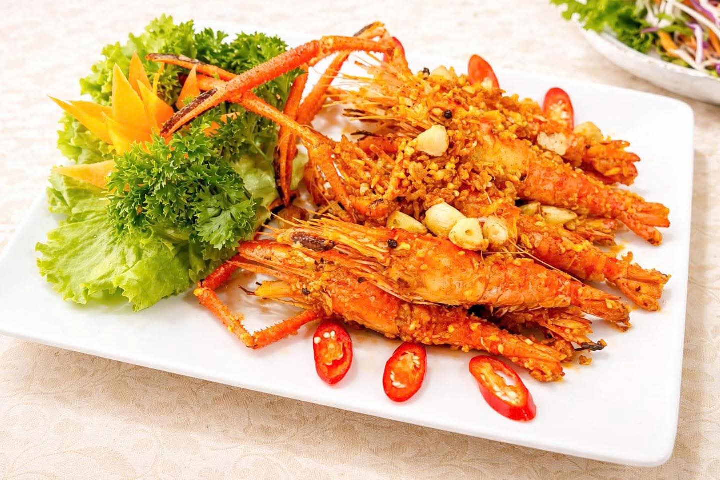 Nhà hàng hải sản TH-68 Phú Quốc - Hải sản tươi sống, không gian đẹp và Gala Dinner