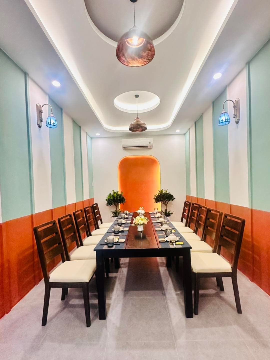 Hệ thống Ốc 49 Phú Quốc - Thiên đường hải sản bình dân hấp dẫn giữa lòng đảo ngọc