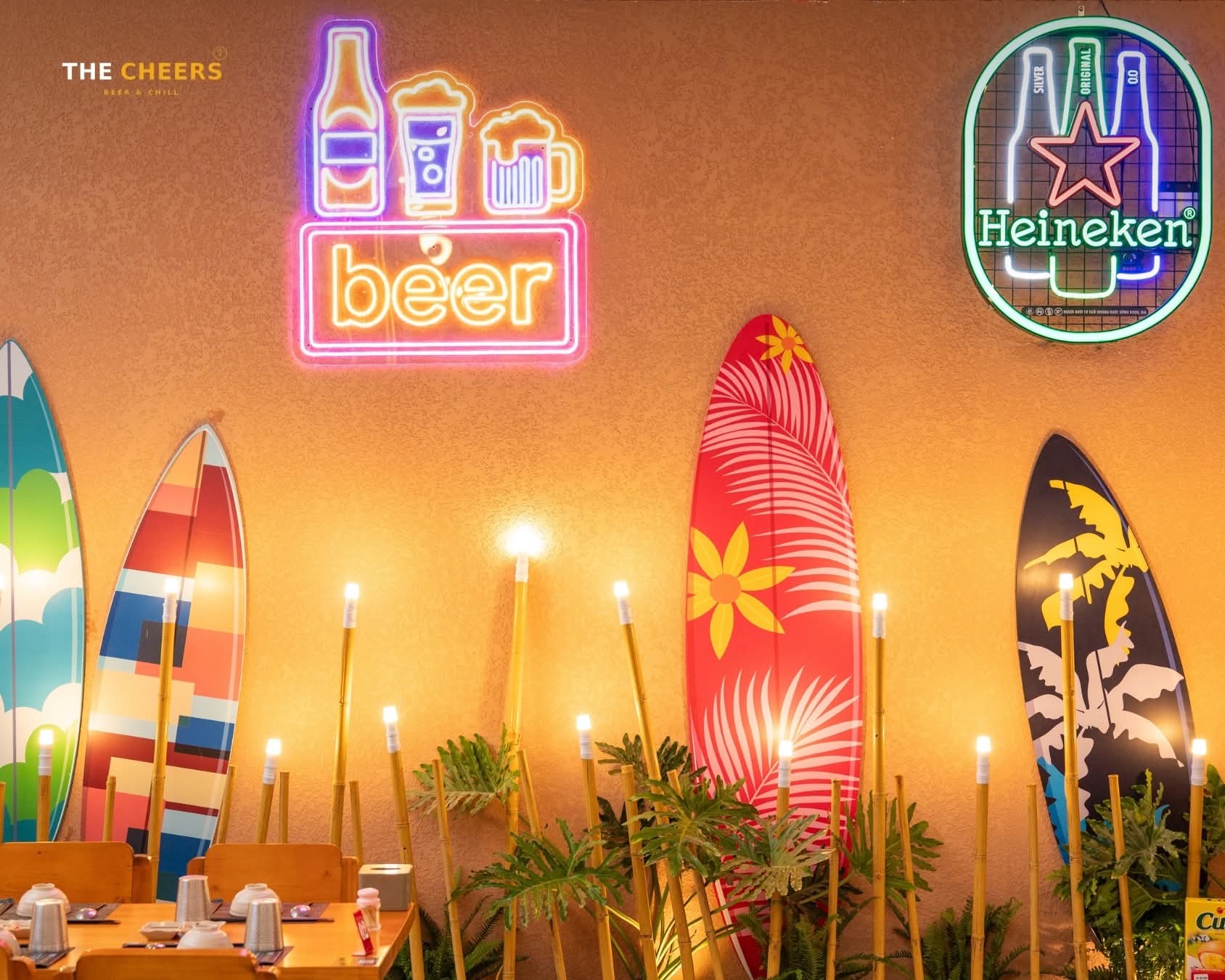 Nhà hàng The Cheers Phú Quốc - Toạ độ "Beer & Chill" gây thương nhớ tại trung tâm Dương Đông 