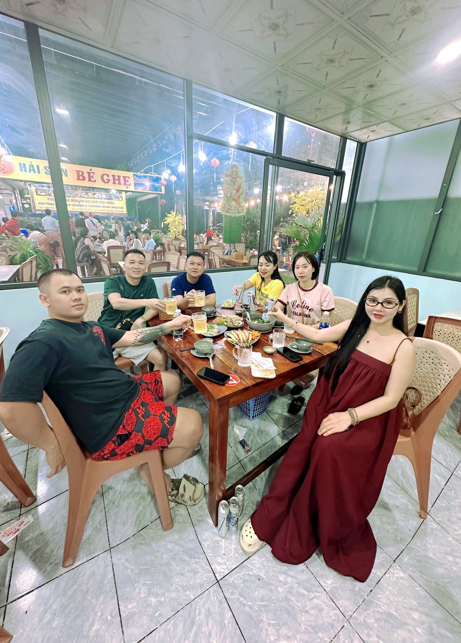 Nhà hàng Bé Ghẹ An Thới - Hải sản tươi sống trên đường Nguyễn Văn Cừ, Phú Quốc