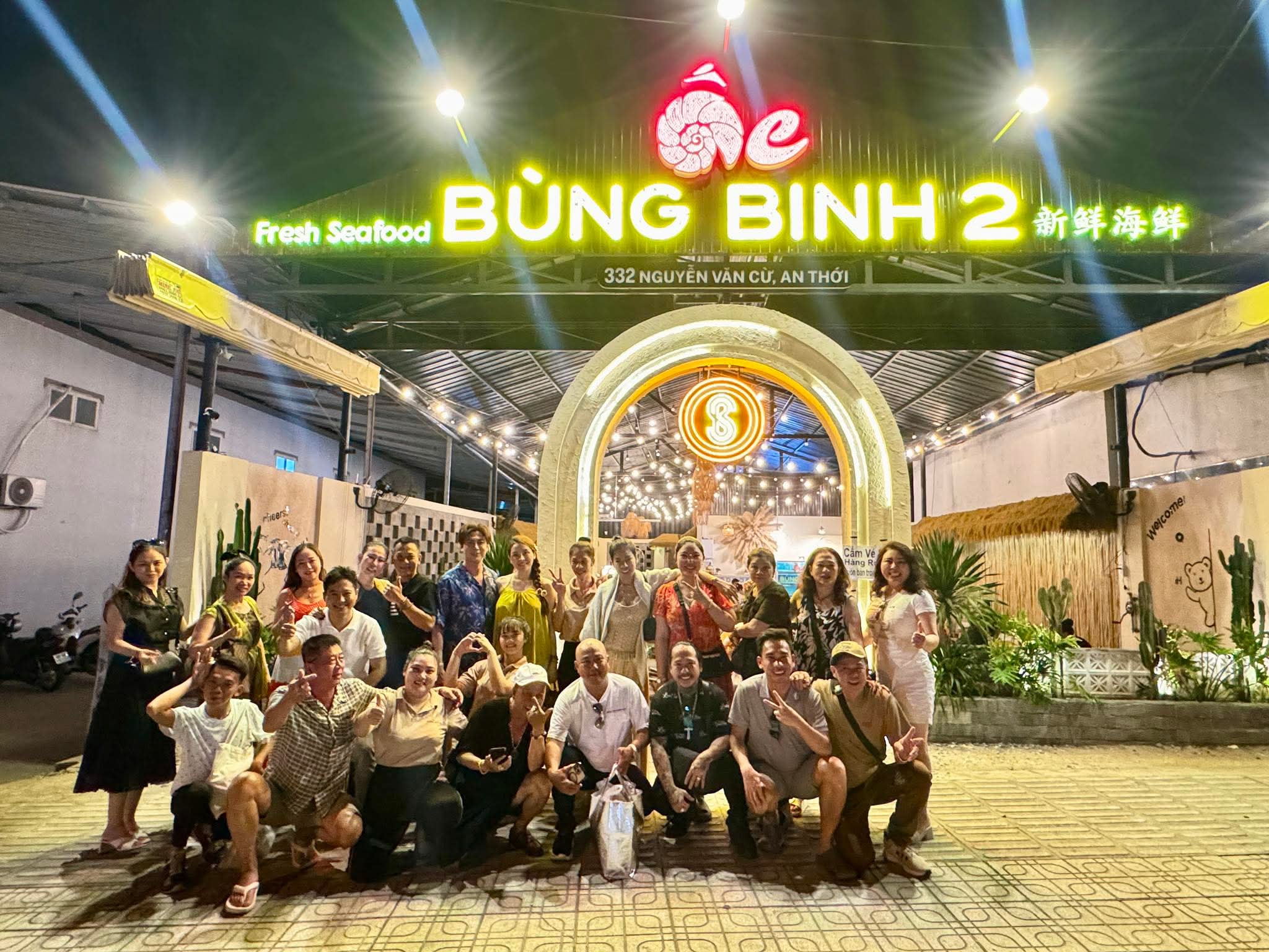 Ốc Bùng Binh 2 – Quán ốc đông khách trên đường Nguyễn Văn Cừ, An Thới
