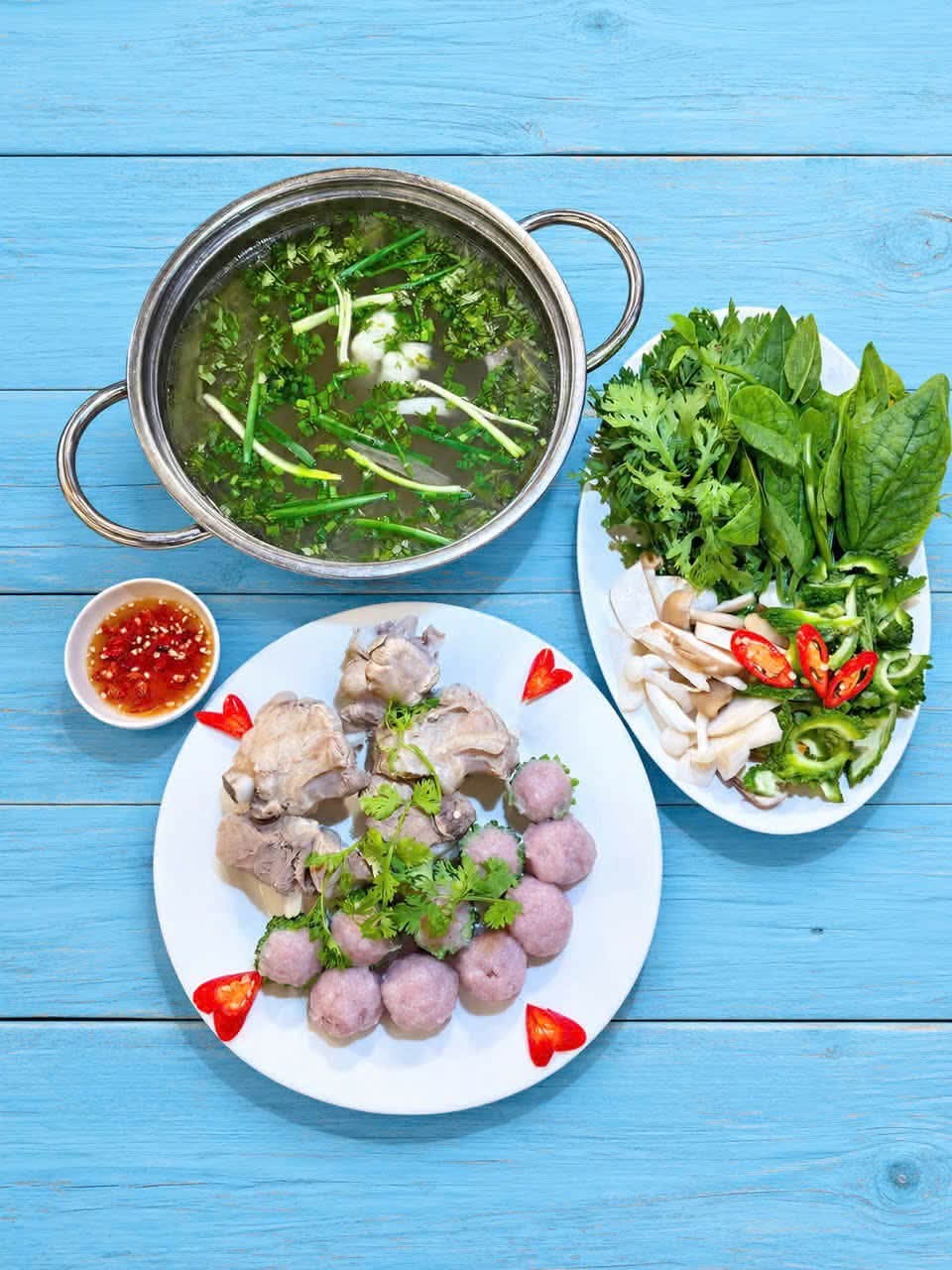 Ốc Bùng Binh 1 chi nhánh Hùng Vương - Quán ốc bình dân giữa lòng đảo Phú Quốc