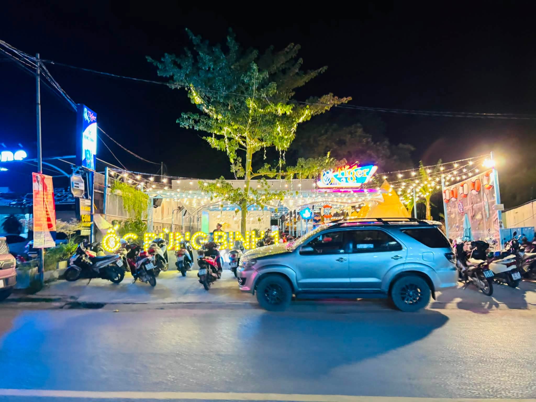 Ốc Bùng Binh 1 chi nhánh Hùng Vương - Quán ốc bình dân giữa lòng đảo Phú Quốc