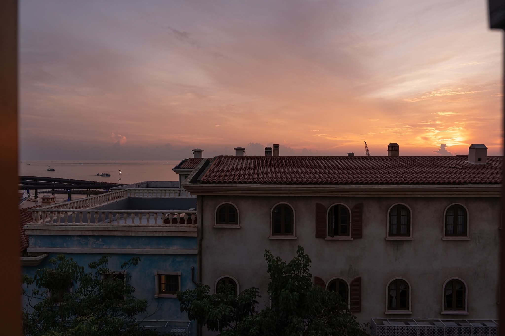 Season Hotel Phú Quốc - Khách sạn tại Sunset Town