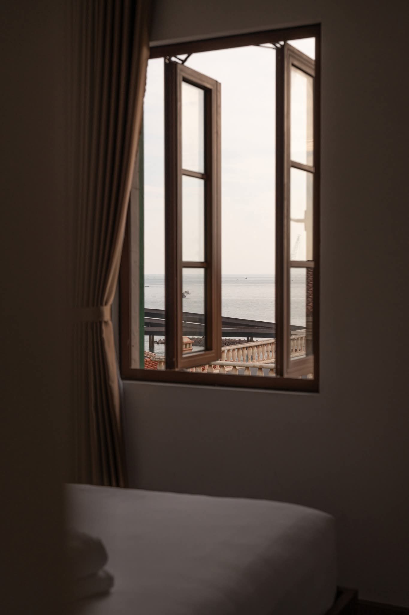Season Hotel Phú Quốc - Khách sạn tại Sunset Town