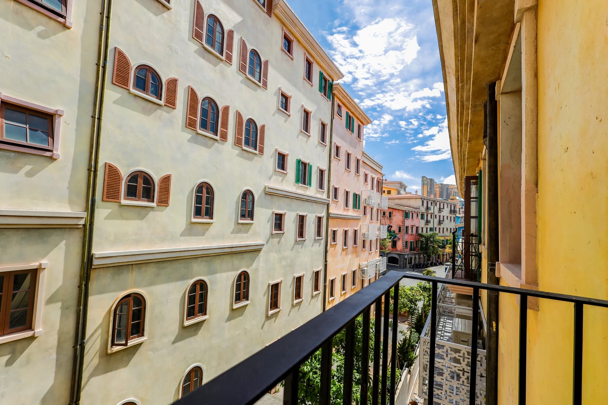 Rose Hotel & Spa Phú Quốc - Khách sạn trong khu vực Sunset Town