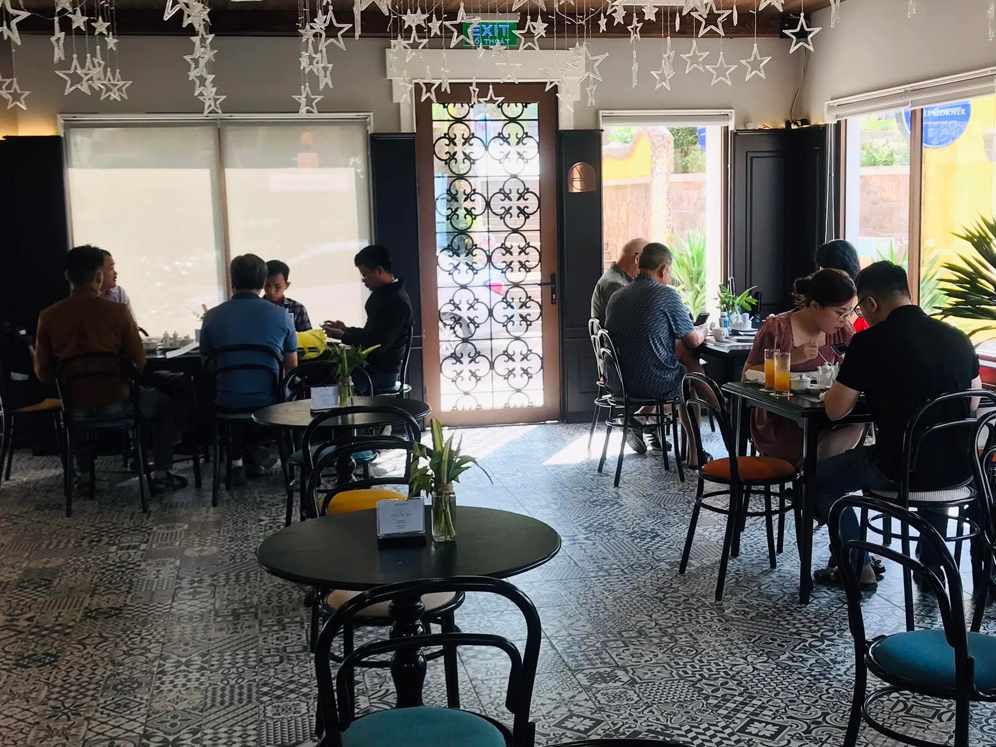 Nhà hàng Góc Việt – Taste of Vietnam: Hương vị Việt giữa Sunset Town Phú Quốc