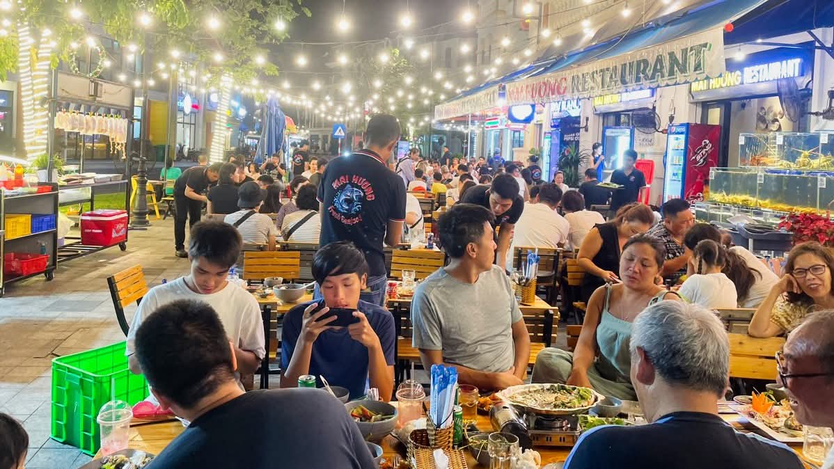 Nhà hàng hải sản Mai Hương tại Grand World - Hải sản tươi ngon giữa thiên đường giải trí Phú Quốc