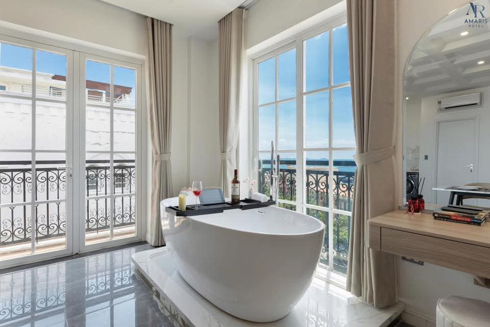Amaris Boutique Hotel Phú Quốc - Điểm dừng chân giữa lòng Thị trấn Hoàng Hôn
